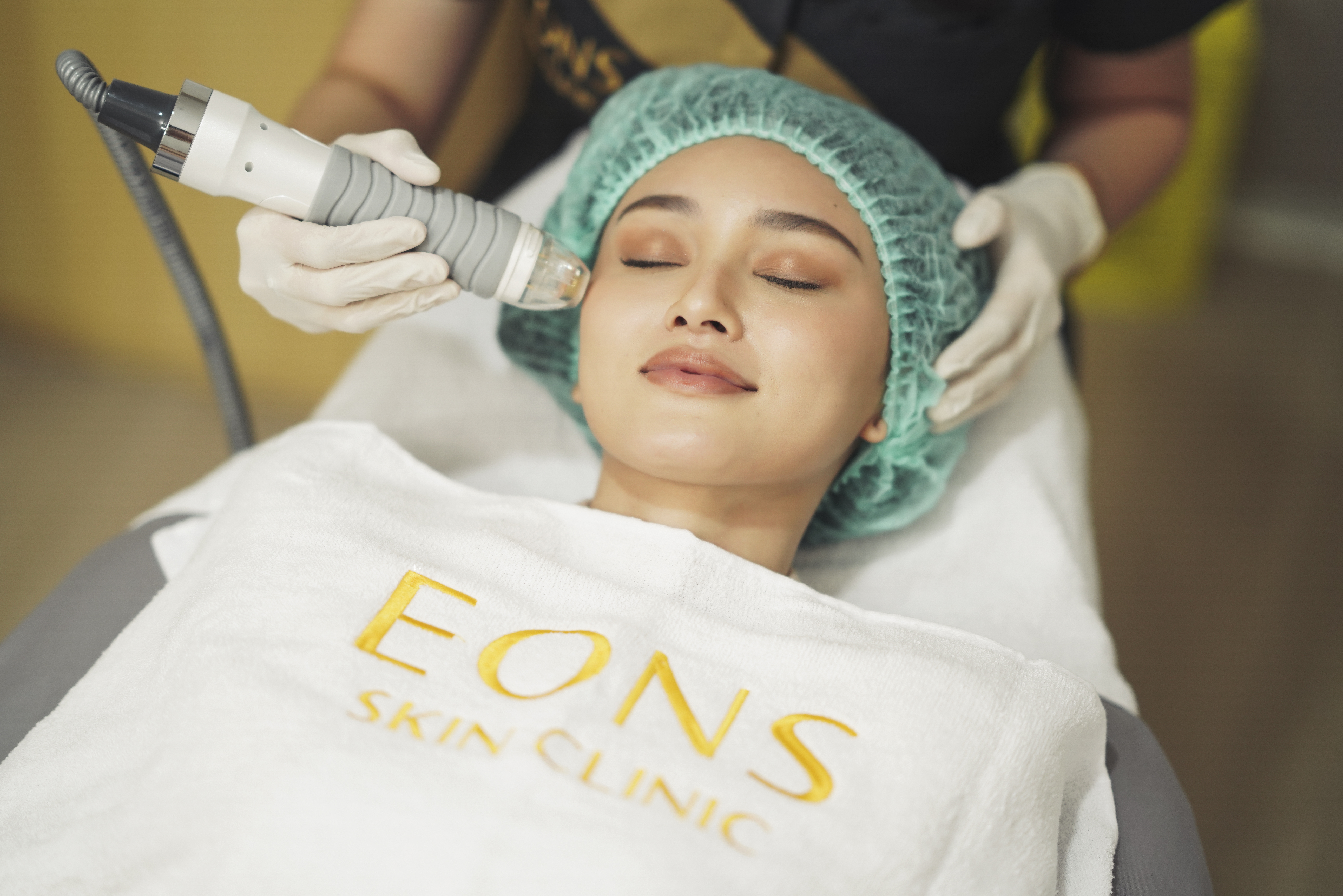 EONS CRYSTAL SKIN LASER PLUS